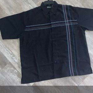 Men’s collared button-down👕